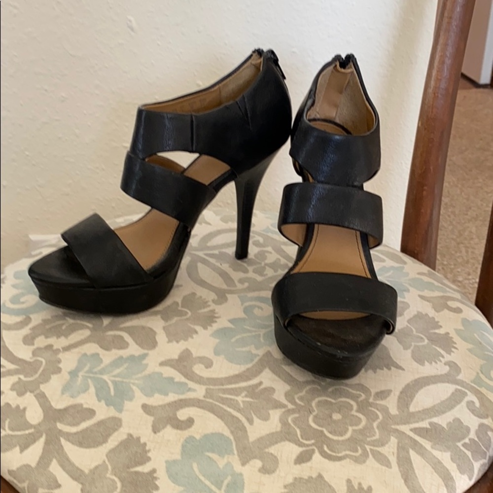 Black pumps size 5.5 or 6